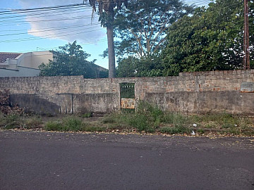 �timo terreno Comercial! Avenida!